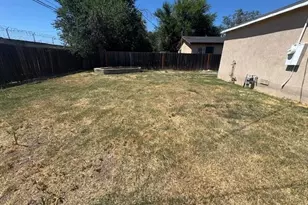 2437 Phelps St, Stockton, CA 95206 - Photo 16