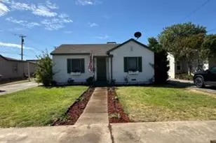 315 W J St, Oakdale, CA 95361 - Photo 1