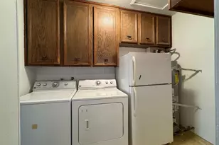 315 W J St, Oakdale, CA 95361 - Photo 22