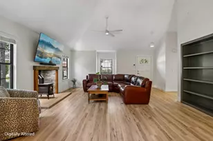 9249 Mott Ct, Orangevale, CA 95662 - Photo 6