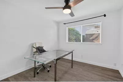 7803 Orchard Woods Circle, Sacramento, CA 95828 - Photo 26