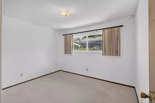 6516 Meadowcreek Way, Citrus Heights, CA 95621 - Photo 36