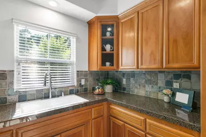 2031 Catalina Drive, Davis, CA 95616 - Photo 10