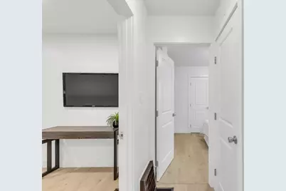 1621 Dreher Street, Sacramento, CA 95811 - Photo 10