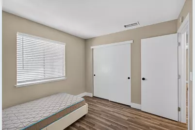9260 Mantle Court, Elk Grove, CA 95758 - Photo 34