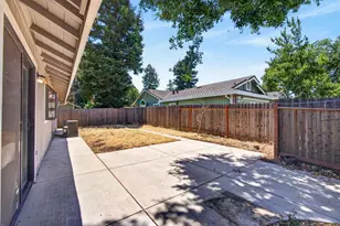9260 Mantle Ct, Elk Grove, CA 95758 - Photo 40