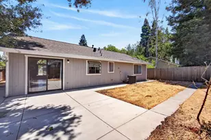9260 Mantle Ct, Elk Grove, CA 95758 - Photo 38