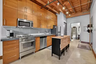 1725 14th St, Sacramento, CA 95811 - Photo 2