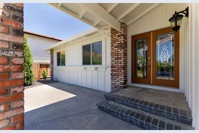 8 Mirango Court, Clayton, CA 94517 - Photo 4