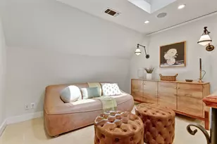 725 33rd St, Sacramento, CA 95816 - Photo 32