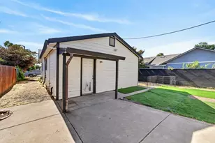 2604 Fairfield St, Sacramento, CA 95815 - Photo 24