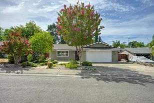 5169 Rabeneck Way, Fair Oaks, CA 95628 - Photo 4