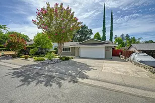 5169 Rabeneck Way, Fair Oaks, CA 95628 - Photo 10