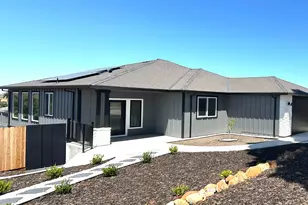 633 Circlewood Dr, Paradise, CA 95965 - Photo 2