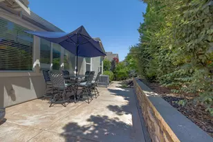 2248 Clearbrook Cir, Roseville, CA 95747 - Photo 40