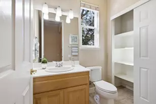 2435 Horseshoe Ct, Rocklin, CA 95765 - Photo 12