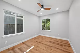 1917 6th St, Sacramento, CA 95811 - Photo 38