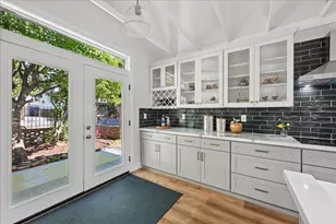 1917 6th St, Sacramento, CA 95811 - Photo 20