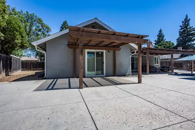 3012 Mammoth Way, Modesto, CA 95355 - Photo 32