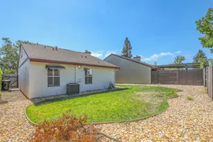 8100 Halladale Ct, Sacramento, CA 95829 - Photo 14