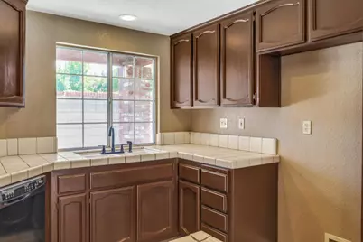 8100 Halladale Court, Sacramento, CA 95829 - Photo 30