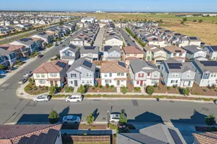 10431 Angsley Dr, Elk Grove, CA 95757 - Photo 42