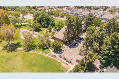 446 Bolinger Common, Fremont, CA 94539 - Photo 34
