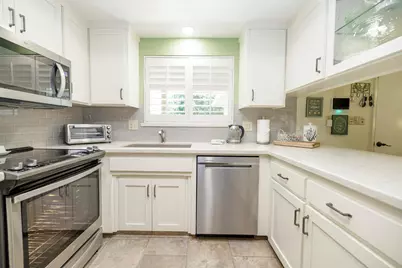 3836 Hillsboro Court, Modesto, CA 95356 - Photo 18