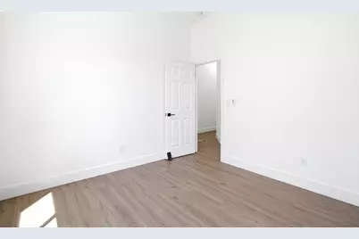 8665 Aviary Woods Way, Elk Grove, CA 95624 - Photo 32