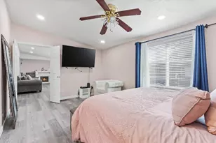 Village Circle, Sacramento, CA 95838 - Photo 34