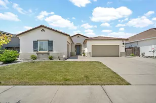 10442 Montaria Way, Elk Grove, CA 95757 - Photo 2