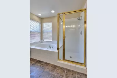 5659 W Menlo Avenue, Fresno, CA 93722 - Photo 44