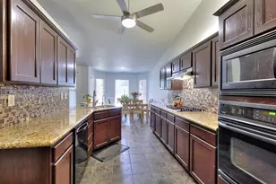 5659 W Menlo Ave, Fresno, CA 93722 - Photo 14