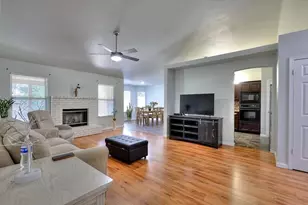 5659 W Menlo Ave, Fresno, CA 93722 - Photo 24
