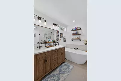 11890 Cresthill Drive, Elk Grove, CA 95624 - Photo 30