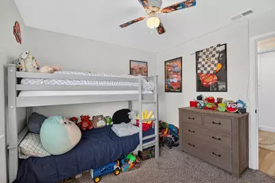 11890 Cresthill Drive, Elk Grove, CA 95624 - Photo 44