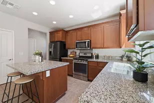 2016 Sycamore Grove Ln, Roseville, CA 95747 - Photo 8