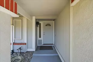 3629 Keswick Way, Sacramento, CA 95826 - Photo 4