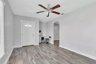 8024 19th Ave, Sacramento, CA 95826 - Photo 4