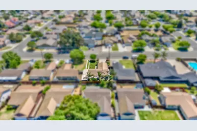 817 N Central Avenue, Modesto, CA 95351 - Photo 28
