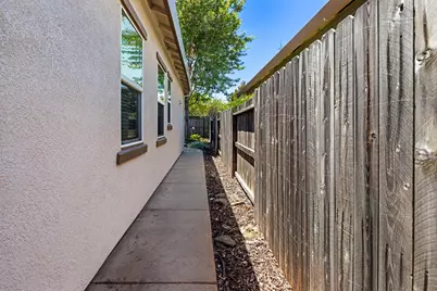 2024 Abby Gate Drive, Roseville, CA 95747 - Photo 46