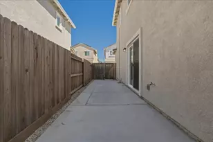 6016 San Rafael Ln, Roseville, CA 95747 - Photo 26