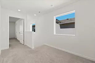 6016 San Rafael Ln, Roseville, CA 95747 - Photo 14
