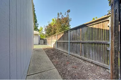 3667 Gold Creek Ln, Sacramento, CA 95827 - Photo 34