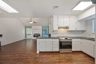 3667 Gold Creek Ln, Sacramento, CA 95827 - Photo 18