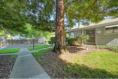 3667 Gold Creek Ln, Sacramento, CA 95827 - Photo 4