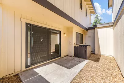 6726 Calvine Road, Sacramento, CA 95823 - Photo 10