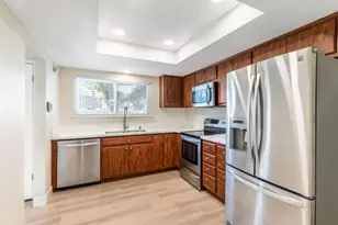 6726 Calvine Rd, Sacramento, CA 95823 - Photo 4