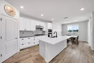 9475 Pasaje Pl, Elk Grove, CA 95624 - Photo 14