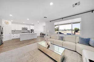 9475 Pasaje Pl, Elk Grove, CA 95624 - Photo 12